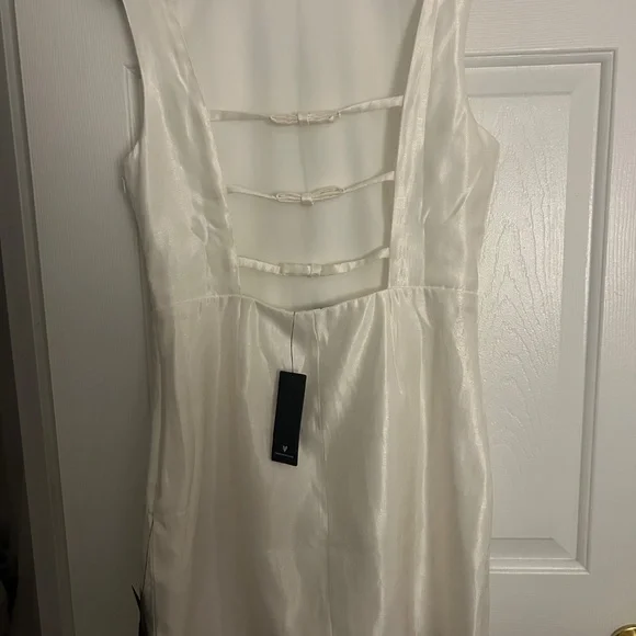 Lulus Sophisticated Selection White Sleeveless Backless Mini Dress - Size M - Picture 5 of 6